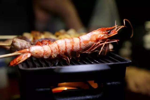 所有的美好都藏在不经意间,日式顶级活造刺身料理等你来寻味!