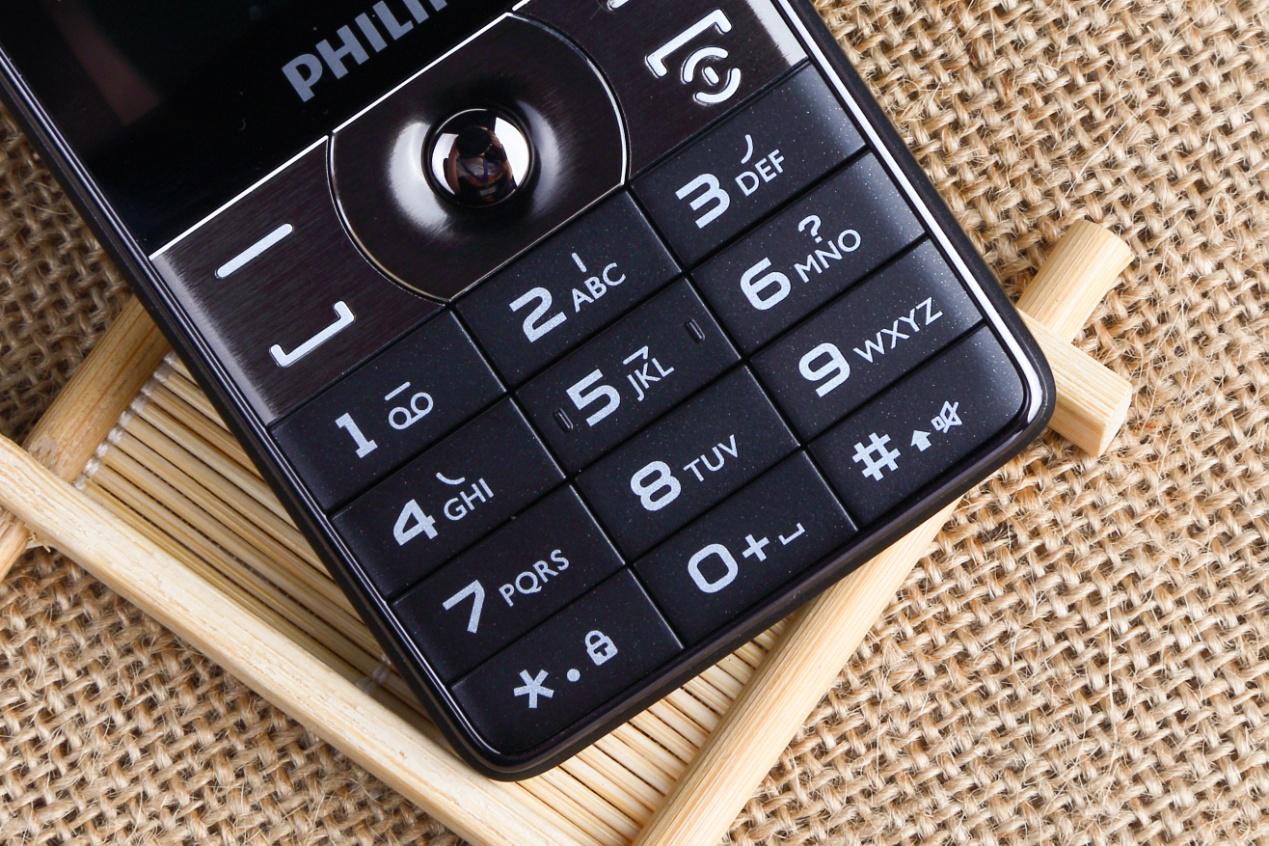 飞利浦手机最新款是哪一款,飞利浦手机还有吗