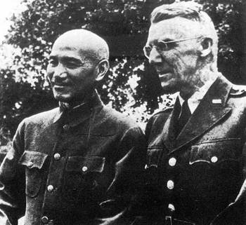 从“坚韧战士”到“虚伪的独裁者”：蒋介石在国际上为何狂掉粉？