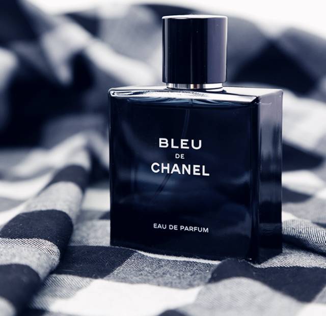 适合夏天的香水大牌气质香水,清冷没有脂粉味的香水