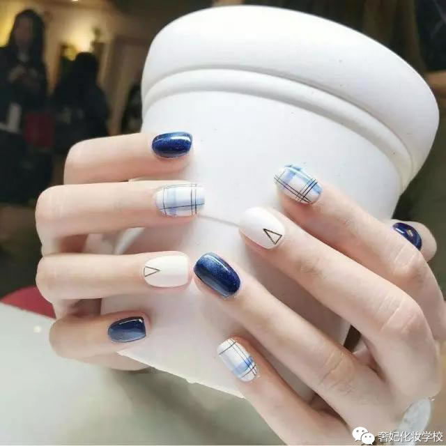 二十款超好看的美甲,超好看的四款美甲