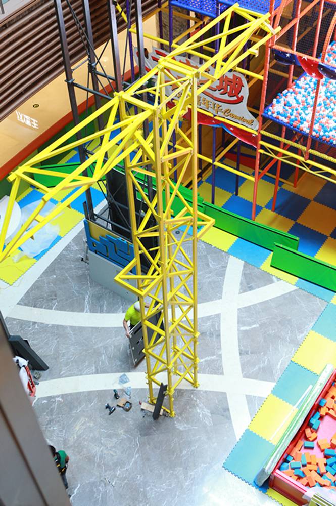一家新开的大型游乐场,开一家一千平儿童室内游乐场