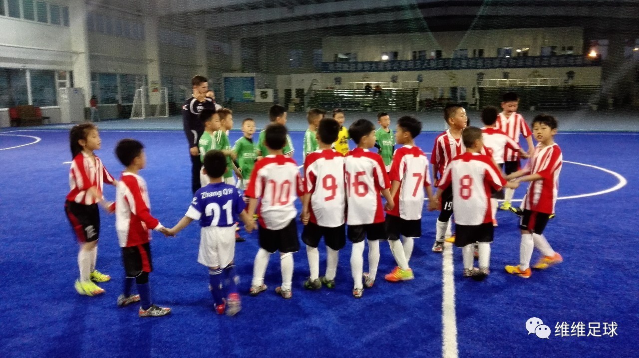 「维维足球杂谈」为您解答关于孩子踢球父母一直担心的5个问题