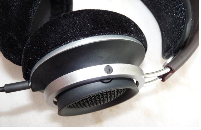 头戴式耳机看电影更有感觉,7.1声道耳机看电影推荐