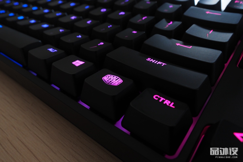 酷冷至尊烈焰枪xtv2机械键盘,酷冷至尊烈焰枪108