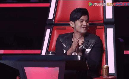 微信怎么设置滚动弹幕,微信里面弹幕是怎么做出来的