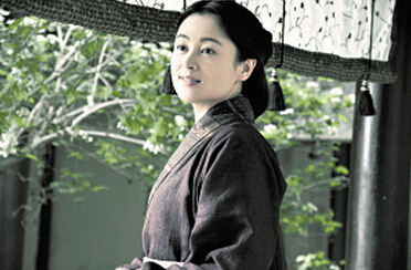 一把青龙偃月刀，胯下赤兔马，也是古代*男美**子的他妻子是谁