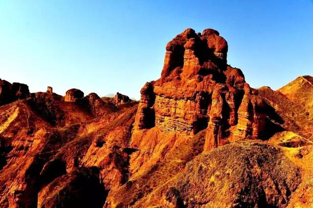 张掖冰沟林海与冰沟丹霞哪个好,张掖冰沟丹霞2小时能玩过来吗