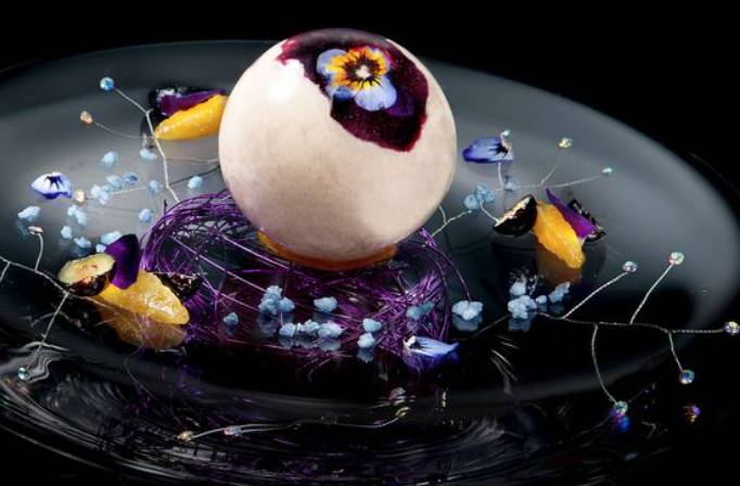 EVENTTIFFANYPATTINSON沉浸式时装宴会秀|AW17GreenCodePreview