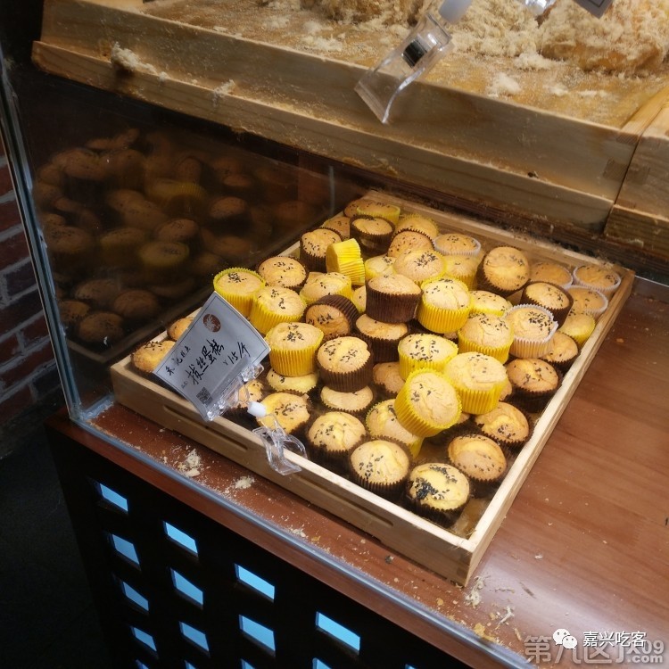 网红肉松小贝到底爆不爆浆,网上的肉松小贝到底好不好吃