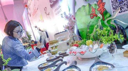 要抓心，先抓胃！春江镇巧借江鲜美食，征服吃货们的味蕾~