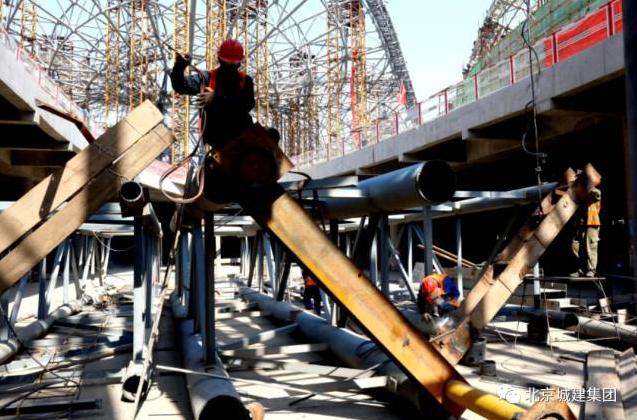 北京大兴平地足球场,大兴新机场足球场