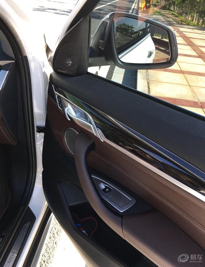 想换辆SUV，看了全新宝马X1，比老款的漂亮好多