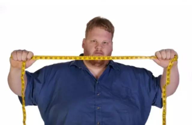 别再因为胖而放弃喜欢的衣服了,别再抱怨衣服不够遮肉减肥