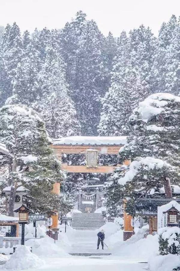 摄影大师的黑白街头摄影作品,30张街头摄影精选