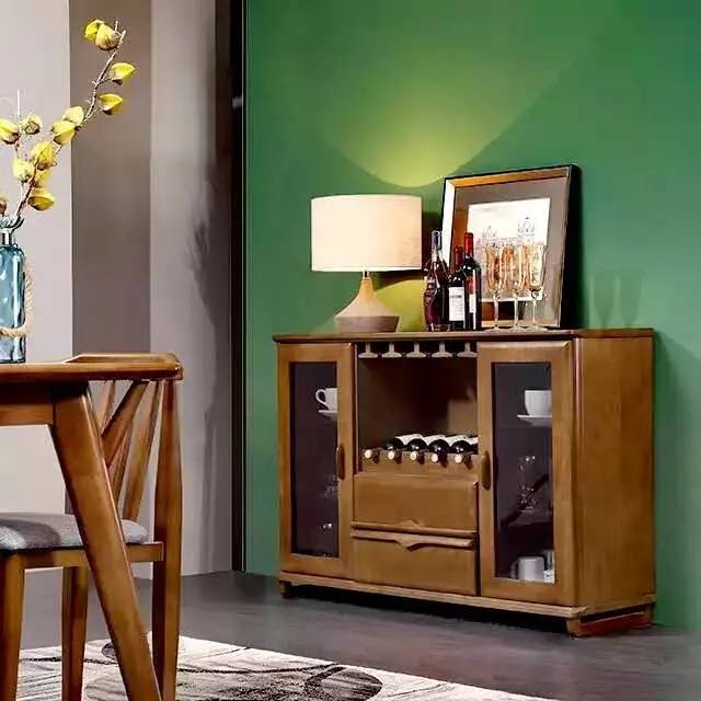 小边柜极简风格,有边柜的背景墙