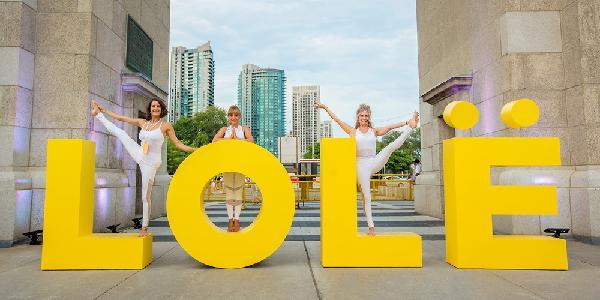 适合日常穿的瑜伽服款式,什么瑜伽服穿上舒服又好看