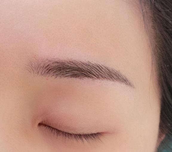 绣眉的后期效果图,绣眉后期成什么样