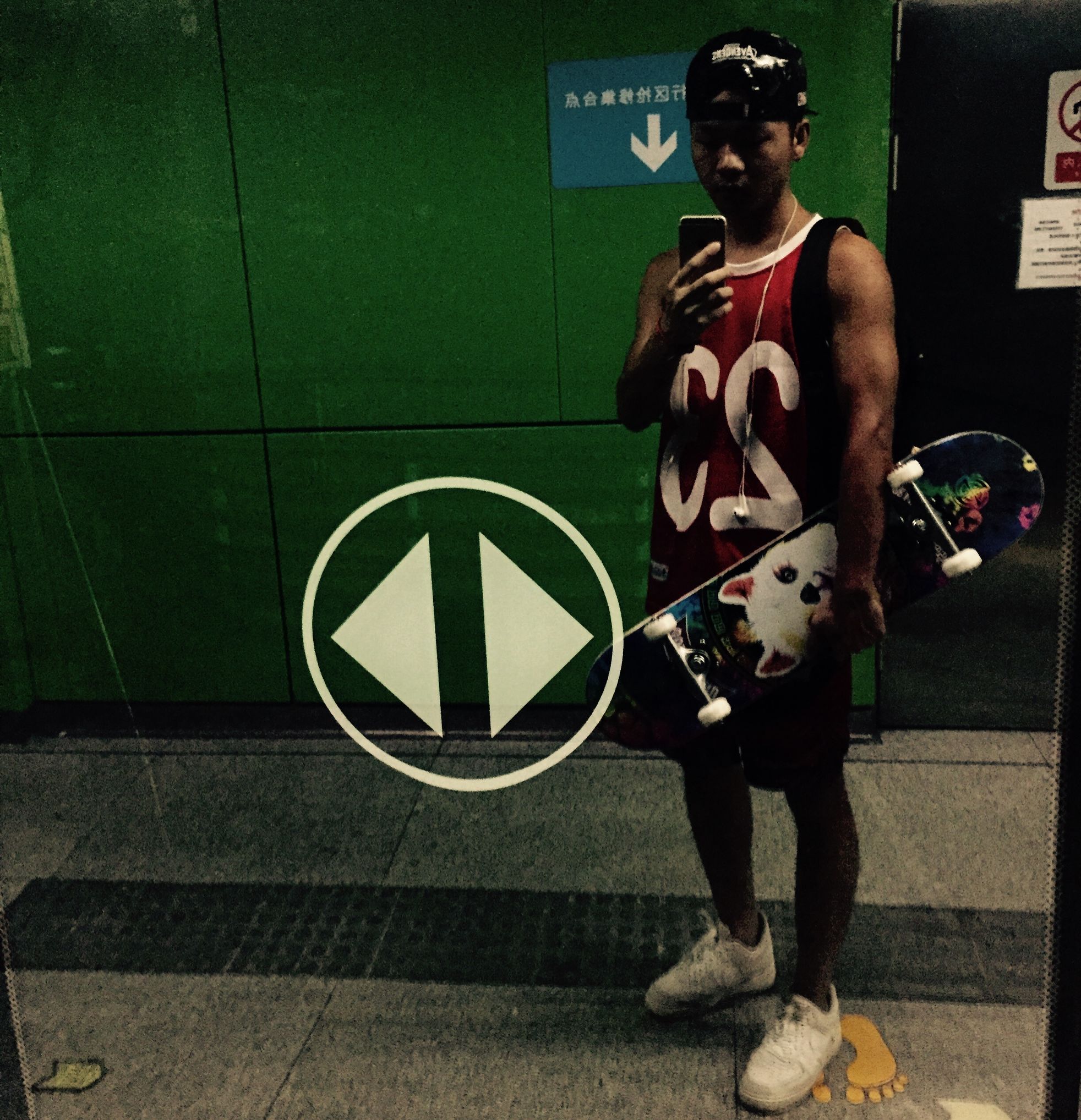 nikeaf1什么时候出的,nikeaf1值得入手吗