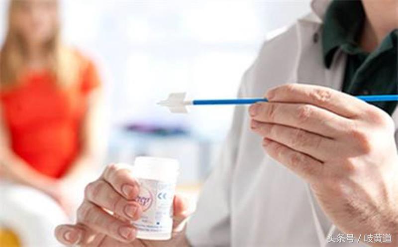 女子小腹坠胀一个月，竟查出要命的病，成年女性都应当心