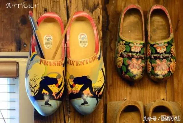 经久不衰的荷兰木鞋,靠的是什么魅力捕获大家的欢心?