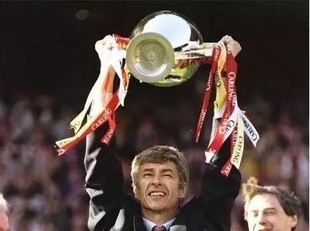 英超联赛十大经典瞬间比分,无英超不疯狂