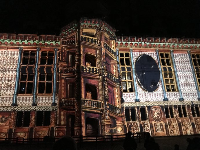 卢瓦尔河城堡简介,卢瓦尔河谷城堡位置在哪里