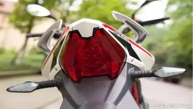 国外评测摩托车,国内摩托车对比国外摩托车