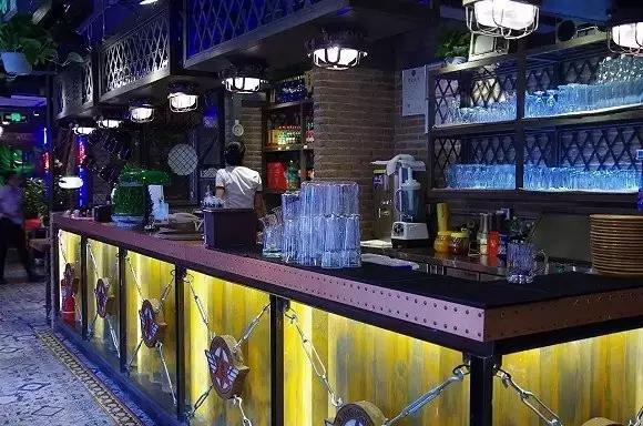 木屋烧烤pk冰城串吧,冰城串吧烧烤