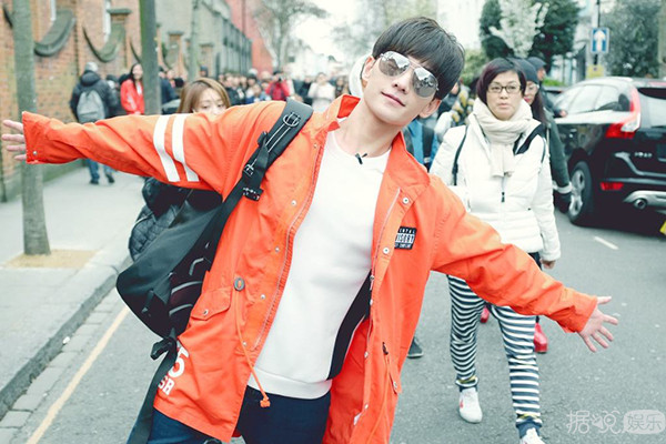 杨洋私下是什么样子的,颜值与风度并存的杨洋