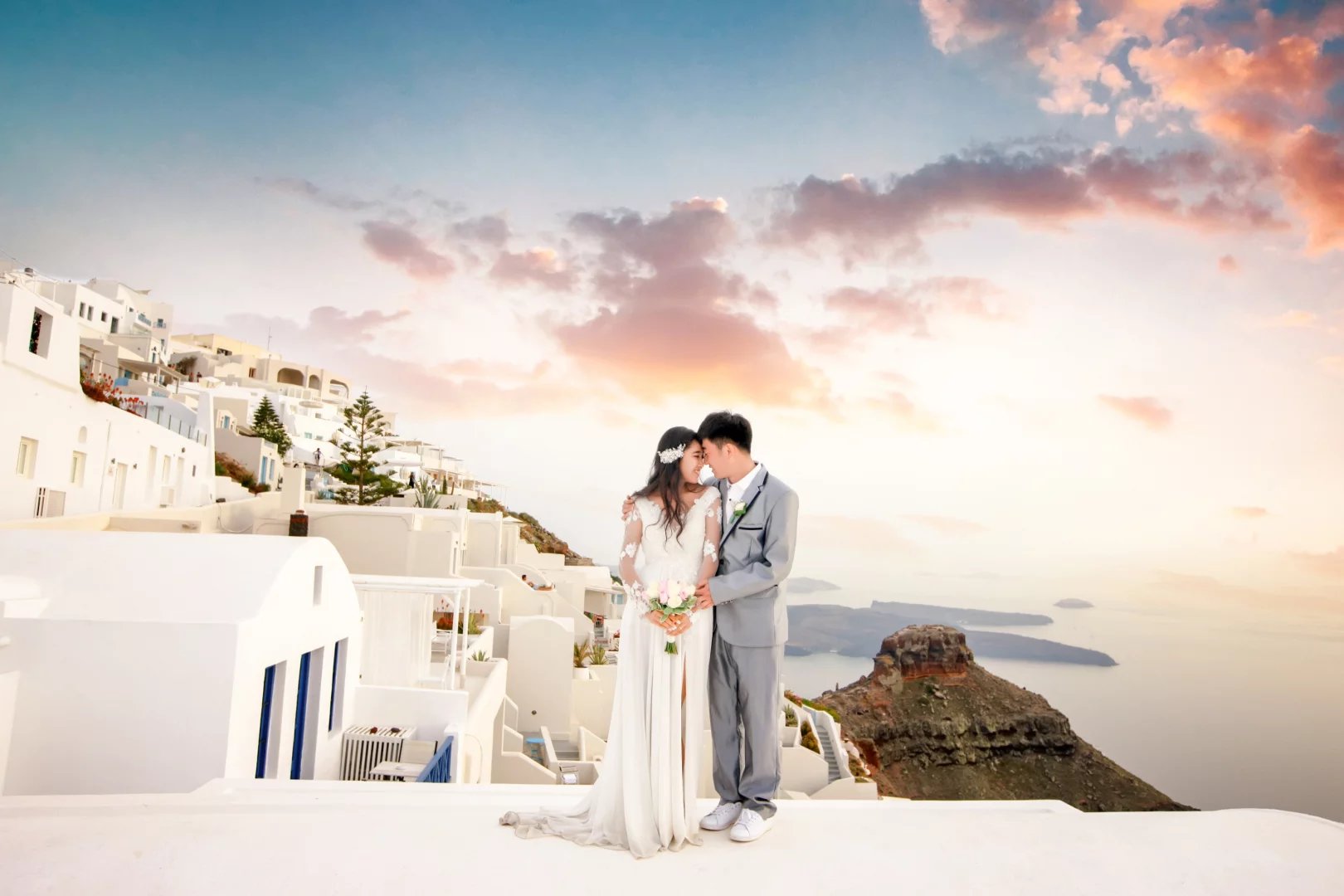 如何在欧洲办理一场西式婚礼,旅行婚礼与传统婚礼选择