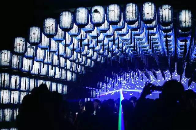 dior设计总监为什么这么受欢迎,dior为什么这么受欢迎