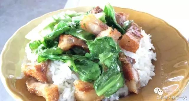 野外被蜈蚣蜇伤后应采取哪些措施,在家被蜈蚣咬最快解决方法