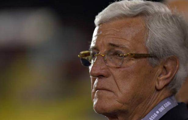 中国男足人墙躲球,里皮带领下的男足