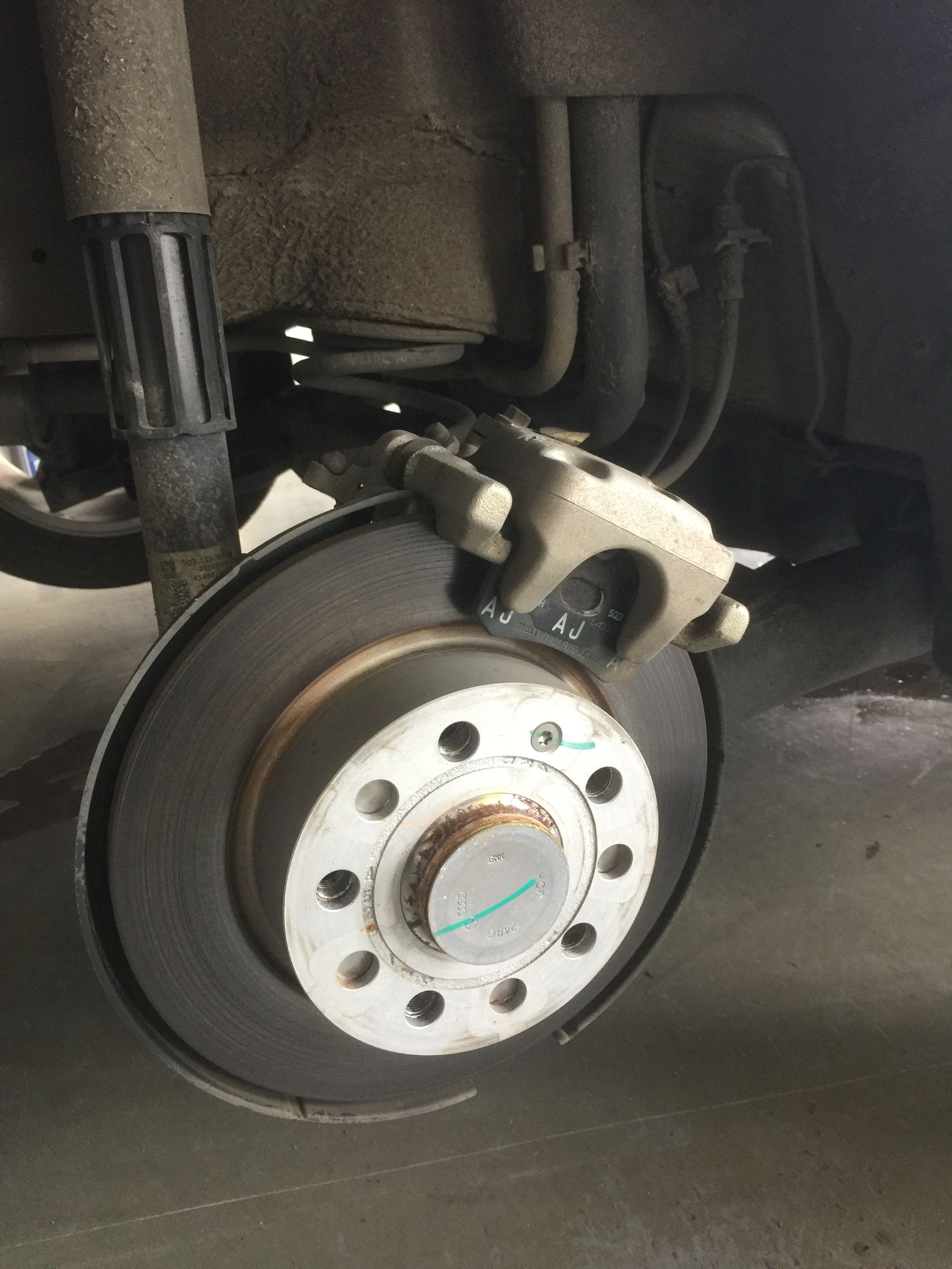 09年斯柯达明锐加装隔音棉,斯柯达明锐前盖隔音棉安装