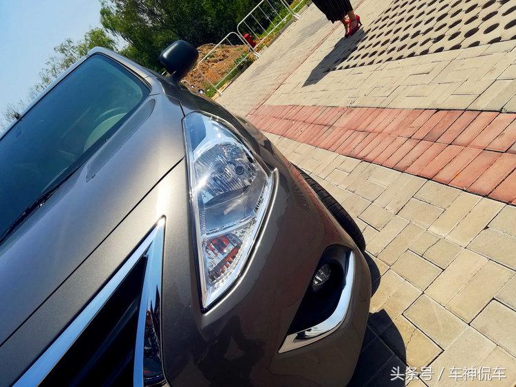 日产新阳光评测视频,15日产阳光试驾视频