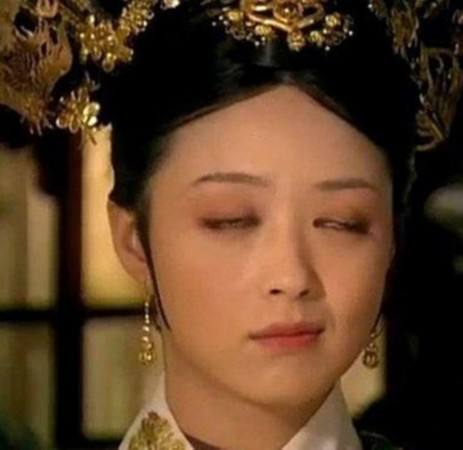 记得在国外打败老干妈的“菊花神药”-马应龙痔疮膏吗?我把他挤到小朋友的鼻子里了……