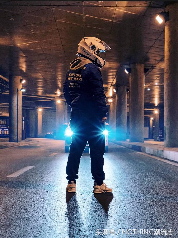 女款轻薄透气运动鞋,夏天穿的清爽透气运动鞋推荐