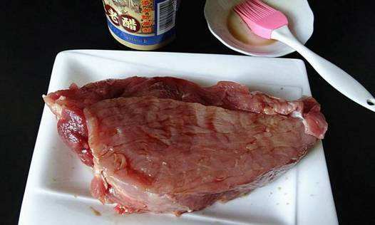 冰箱停电后肉类还能存放几天,停电了冰箱的冷冻肉能保存多久