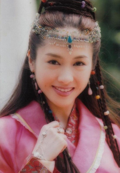 李嘉欣和其他女星同框,李嘉欣和黎姿谁好看