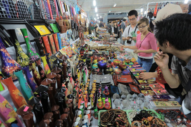 下龙湾小商品,去越南下龙湾必买东西是什么