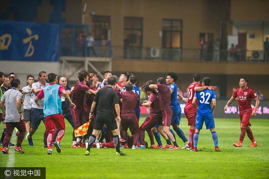 中国足球马德兴十问,马德兴说中国足球青训未来可期