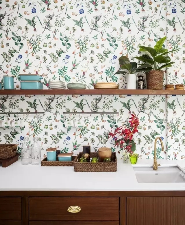 休假都不想去上班了,没有假期的工作好累想出去走走