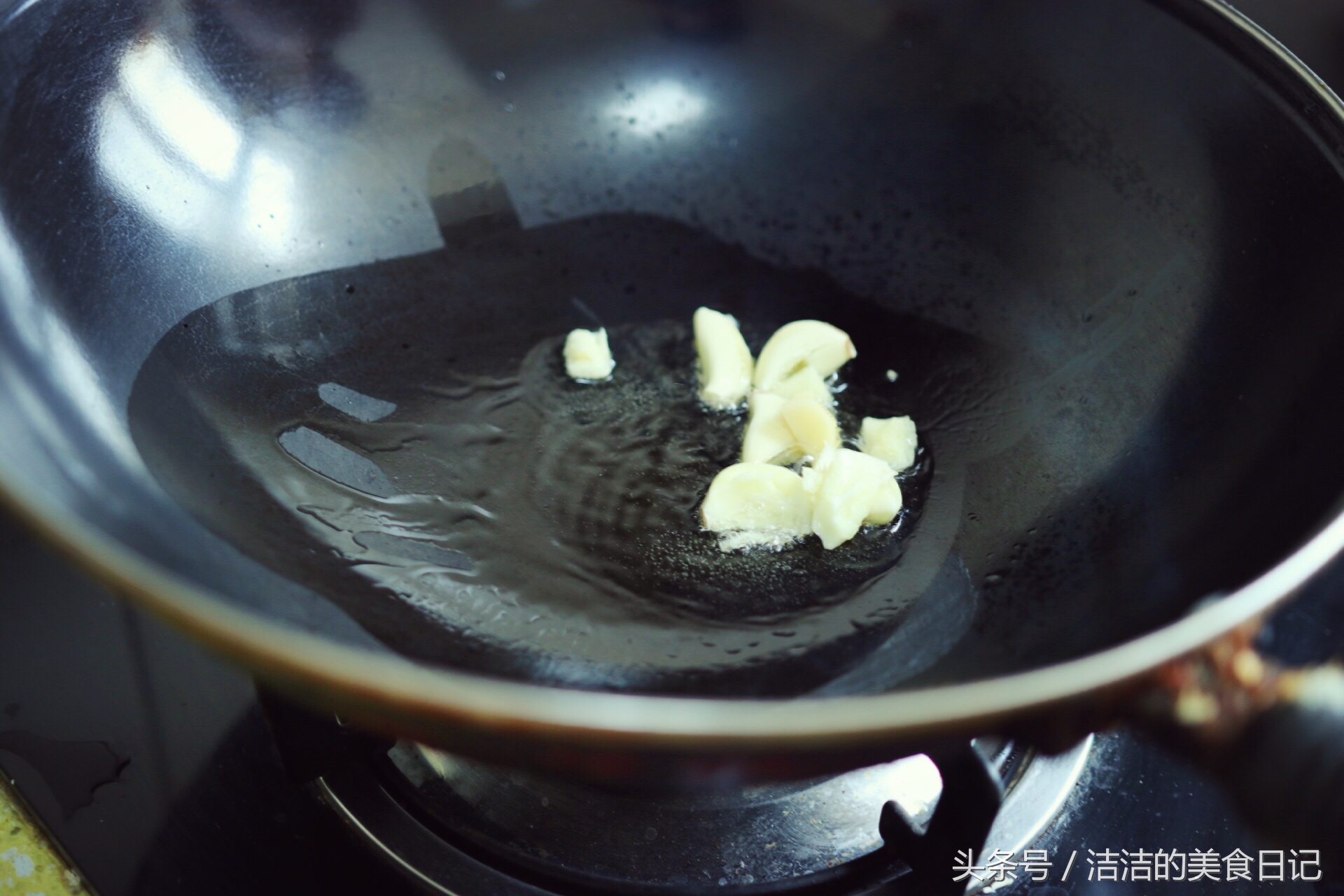 牛板筋怎么烧才能不塞牙,越嚼越香好吃得不得了的牛板筋