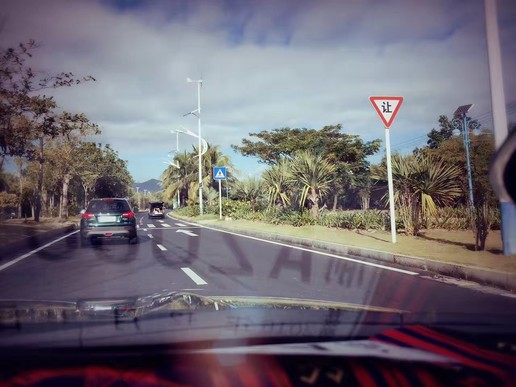 文青女司机自驾游三亚，谈铃木维特拉用车感受