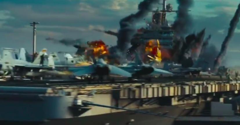 和《变形金刚》里的爆炸相比,《速激8》简直弱爆了