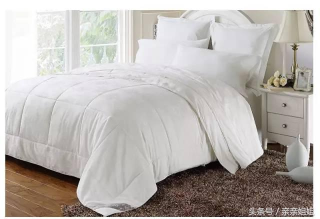 蚕丝被芯脏了怎么洗,蚕丝枕头脏了怎么洗