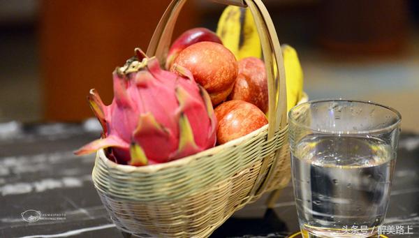 西双版纳在水一方泼水节,版纳哪里可以感受泼水