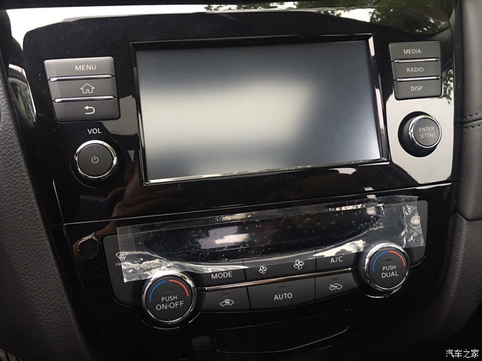 奇骏性价比高的是哪款,奇骏日产2020款2.5l豪华版