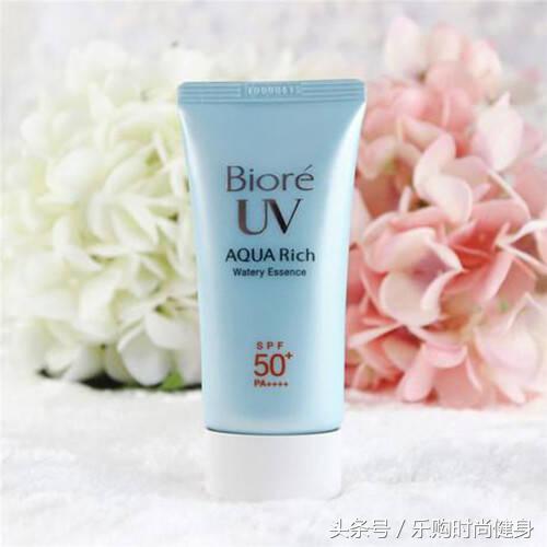 高倍防晒喷雾无惧骄阳,实力防晒无惧烈日骄阳